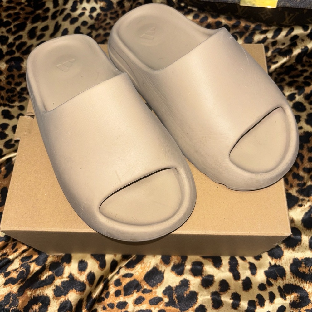 Yeezy Pure Slide Sandals